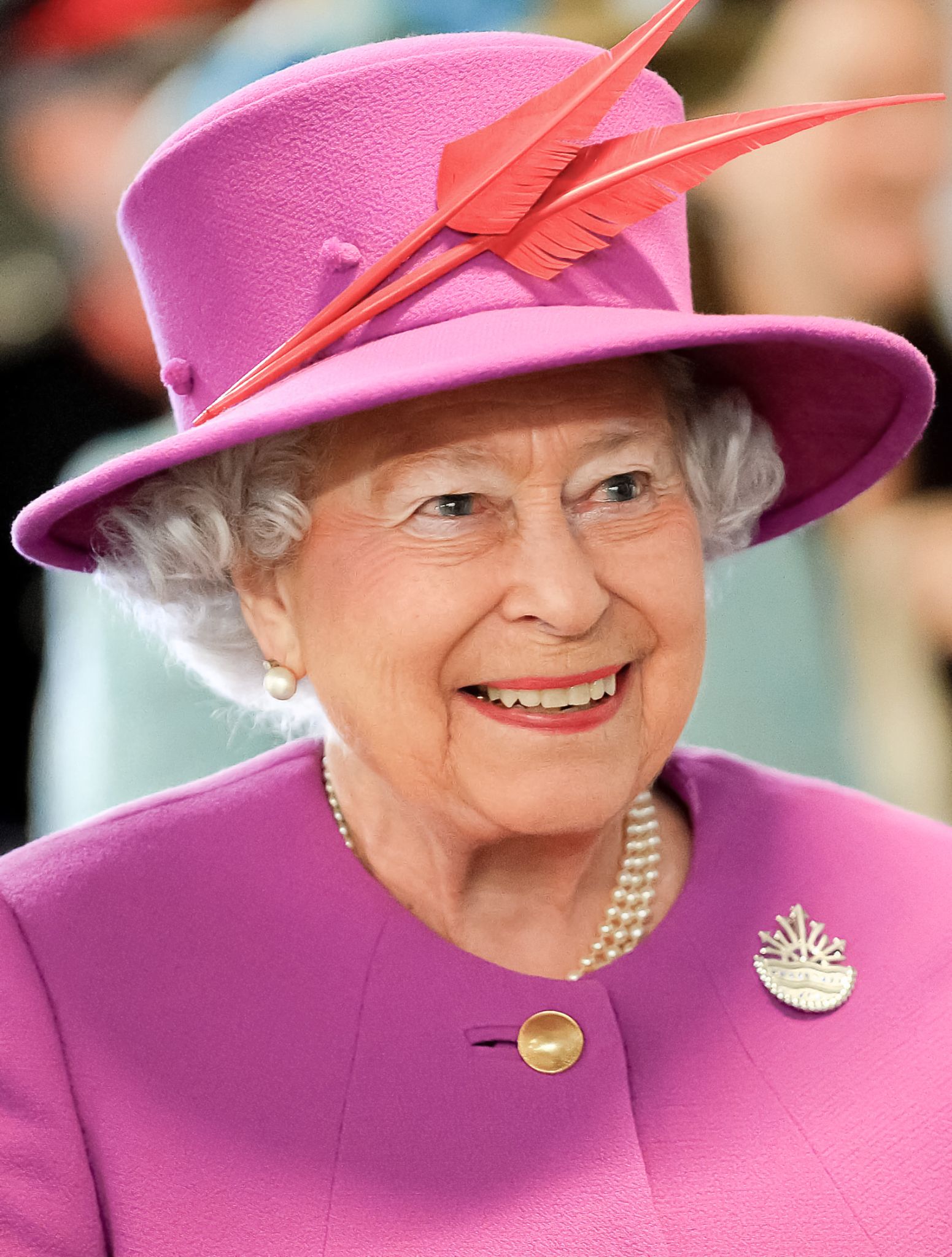 Queen Elizabeth II in March 2015   Original Joel Rouse Ministry of Defence Derivative nagualdesign   defenceimagery.mod.uk